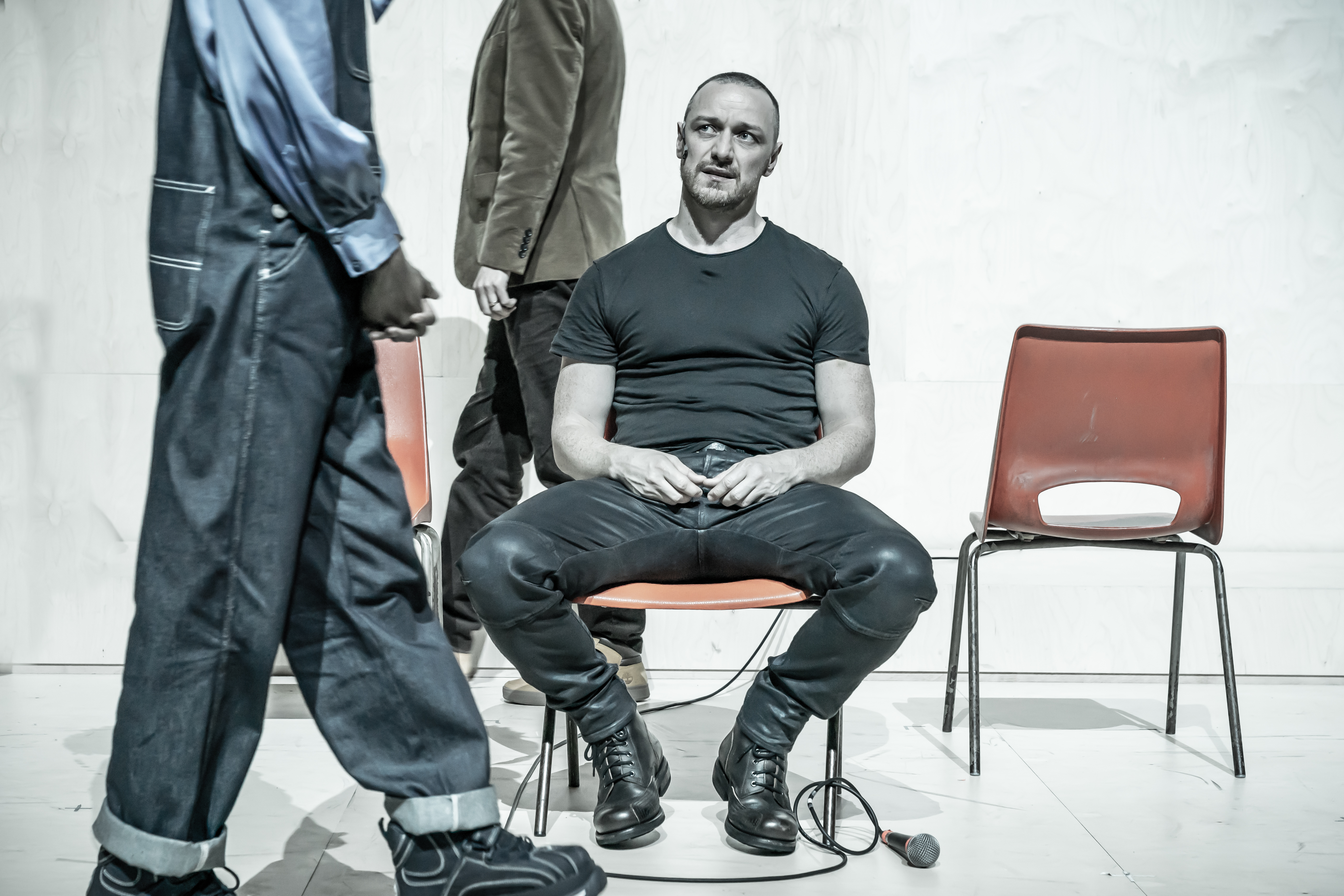Cyrano de Bergerac. James McAvoy (Cyrano de Bergerac). Credit - Marc Brenner.6494